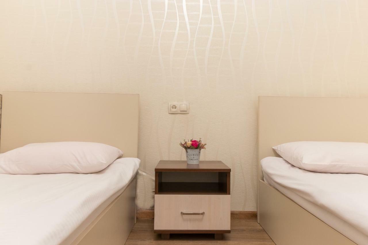 Stay Inn Apartments On 33 Sayat-Nova Avenue เยเรวาน ภายนอก รูปภาพ