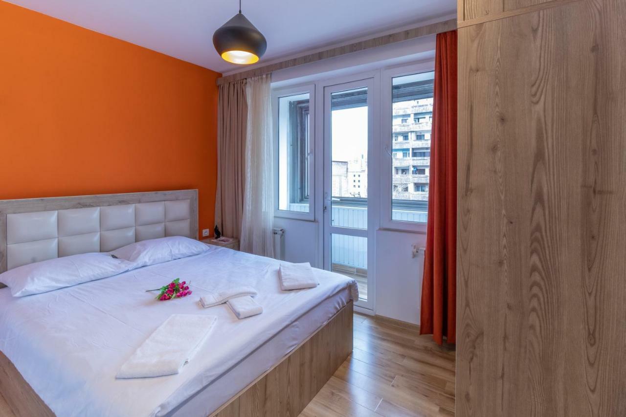 Stay Inn Apartments On 33 Sayat-Nova Avenue เยเรวาน ภายนอก รูปภาพ